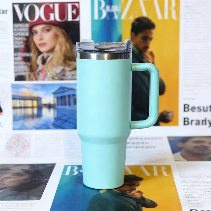 Pahar de 40 oz cu mâner